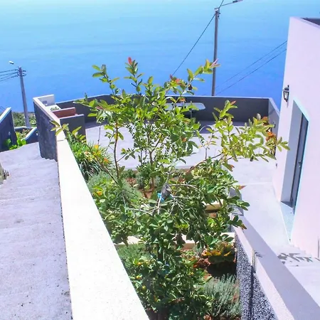 Two | Massapez | | Calheta Apartamento