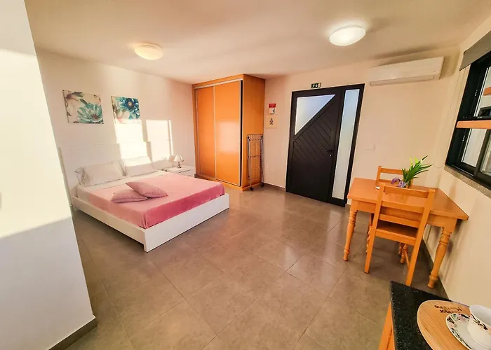 Two | Massapez | | Calheta Appartement *